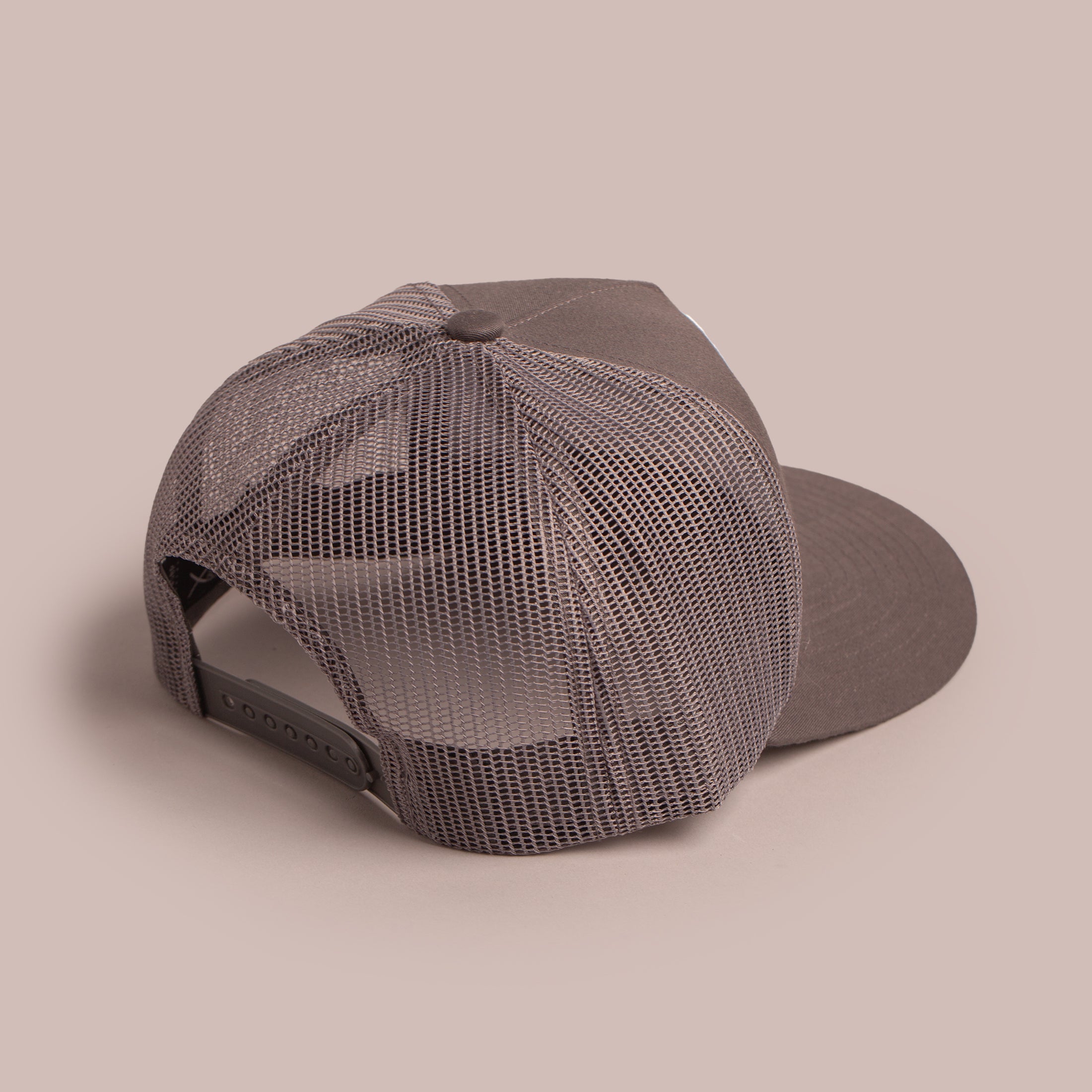 Mobil Pegasus Trucker Hat