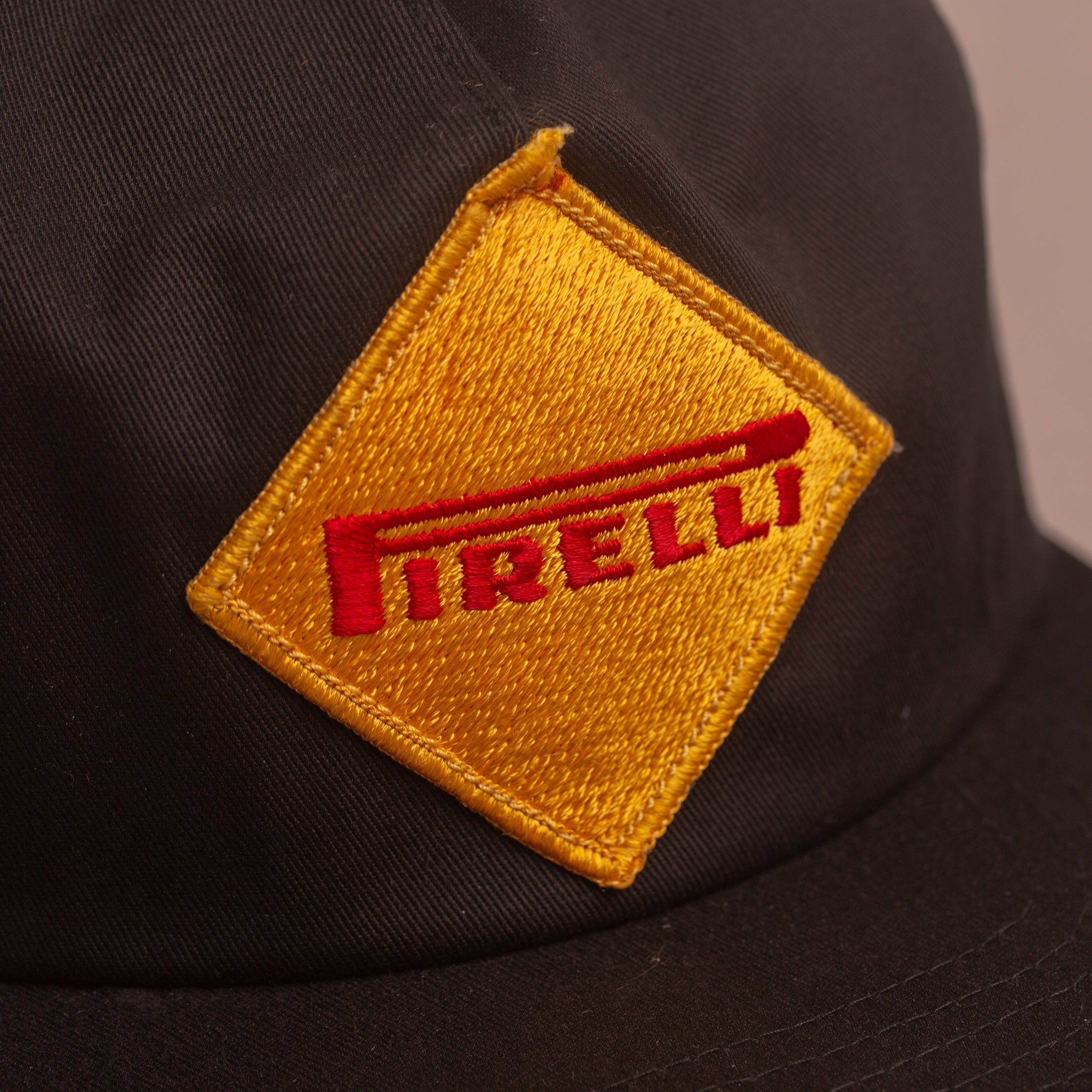 Pirelli Unstructured Cap