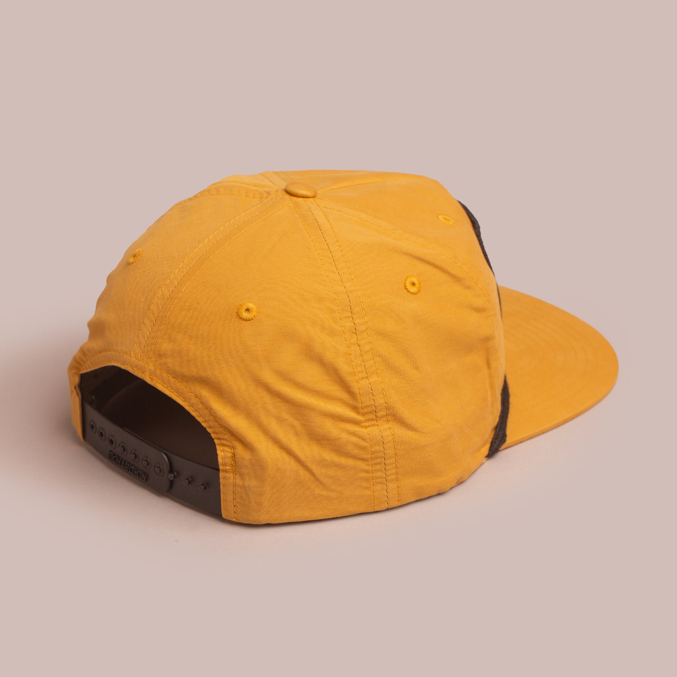 Grand Prix Molson Outdoors Cap